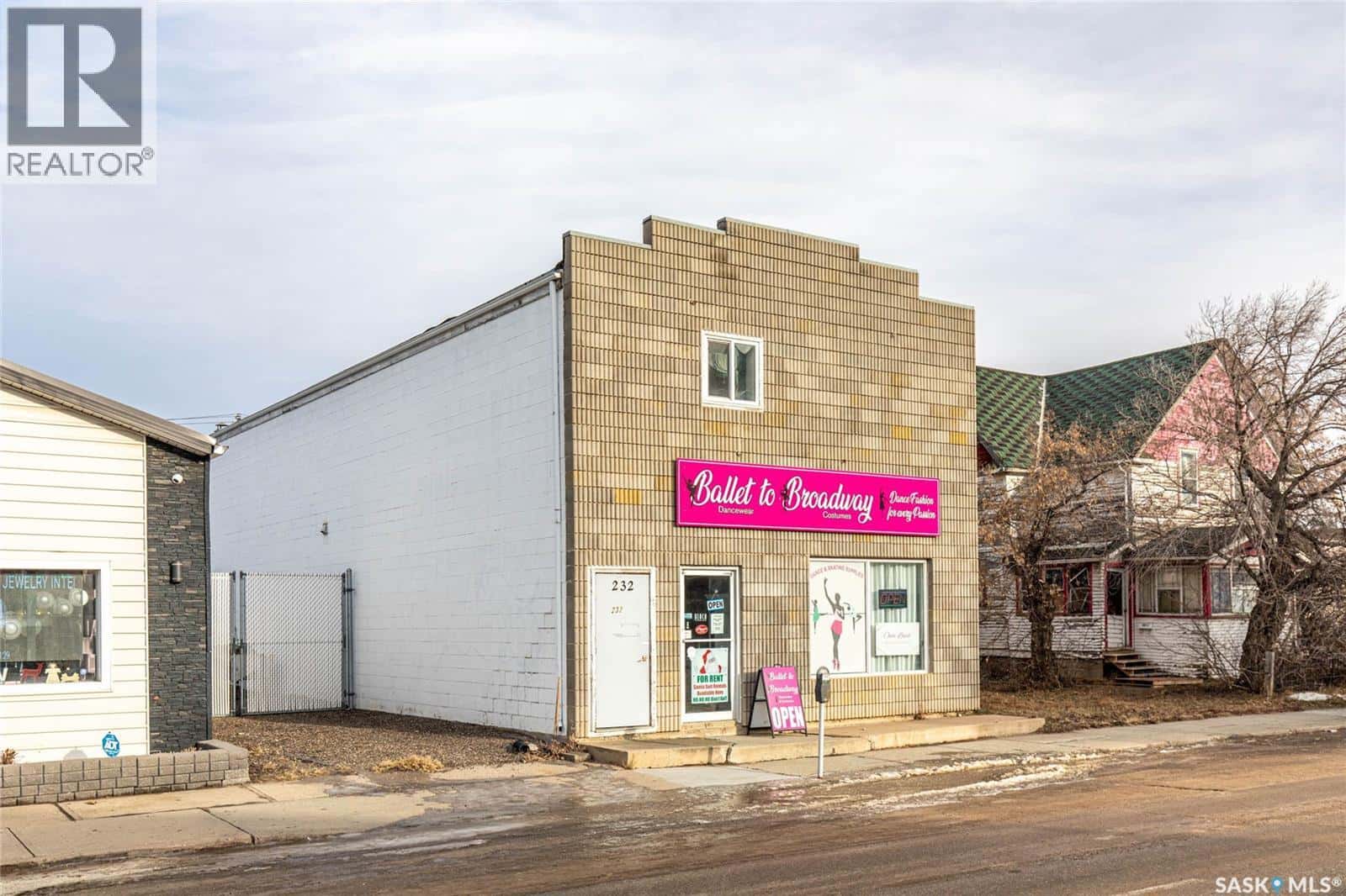 Moose Jaw — Moose Jaw - Photo 5 of 50