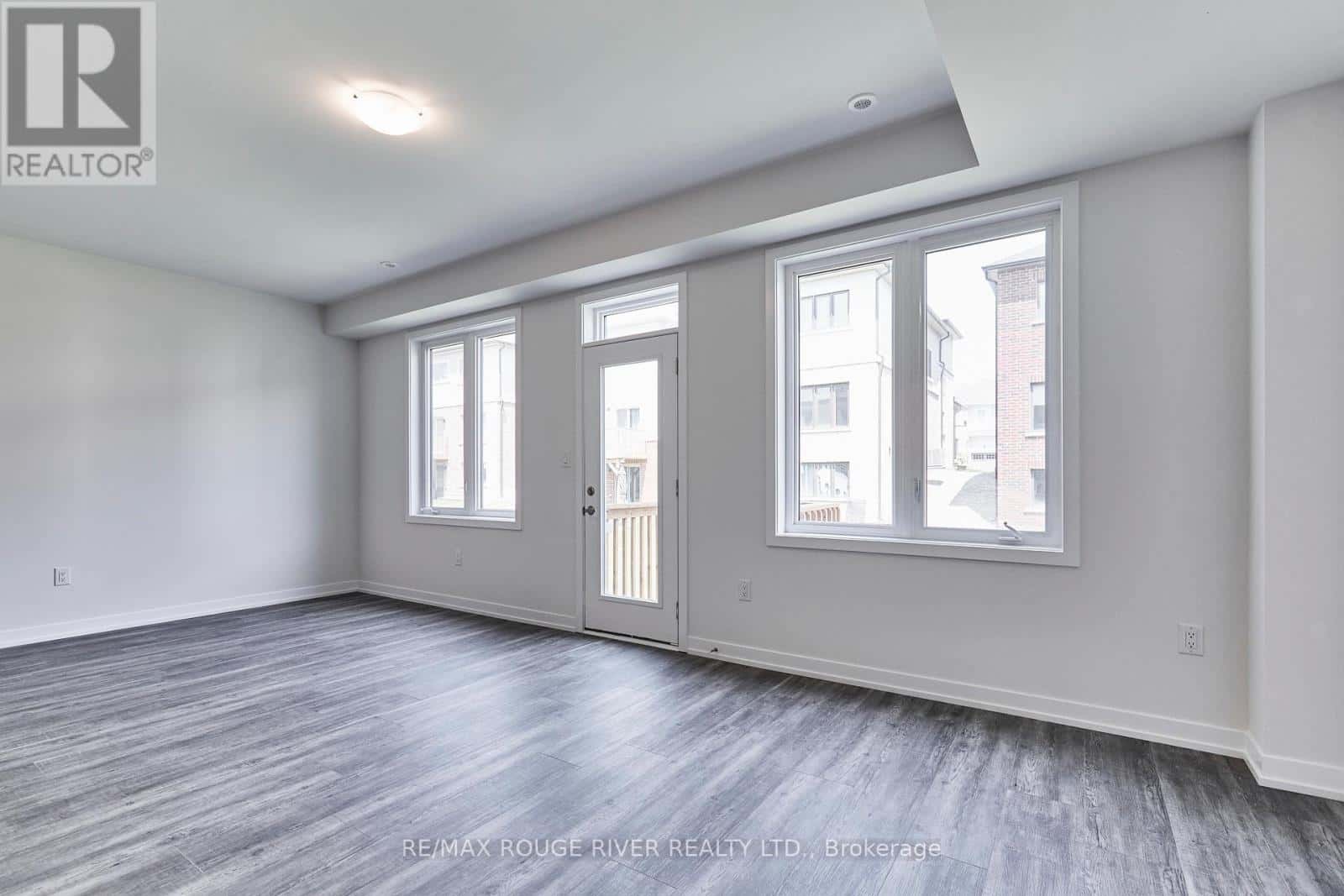 106 ZIIBI WAY — Clarington (Newcastle), Ontario - Photo 3 of 30