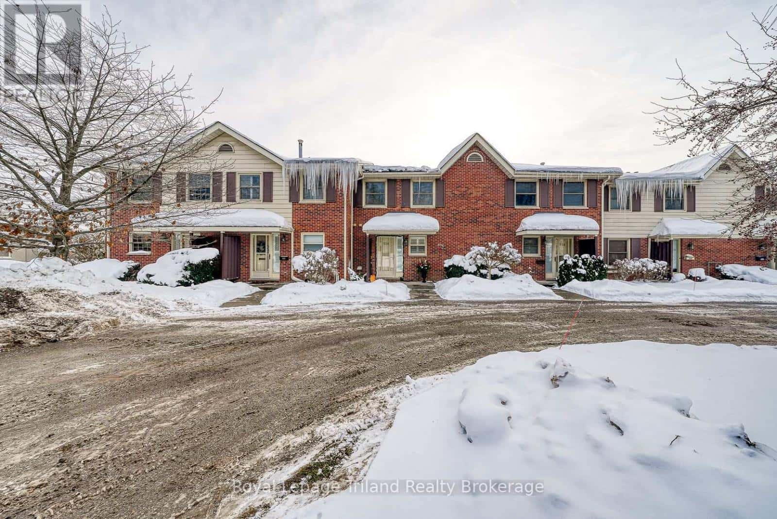 538 INGERSOLL AVENUE — Woodstock (Woodstock - North), Ontario - Photo 2 of 48