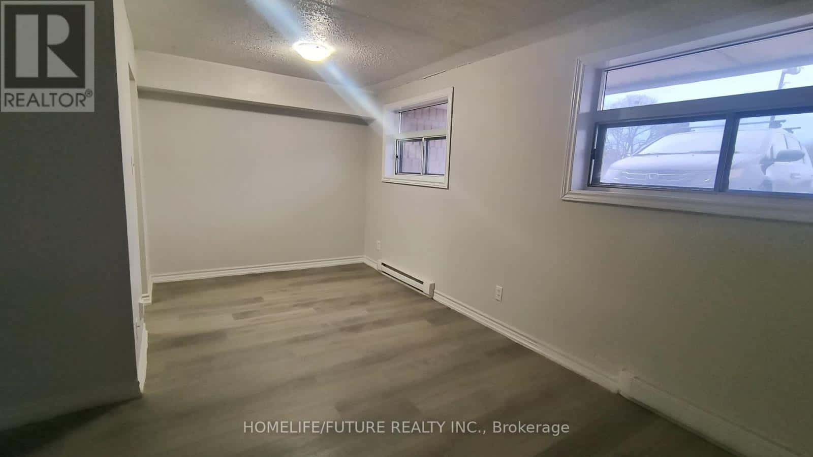 Oshawa (Farewell) — Oshawa (Farewell) - Photo 2 of 8