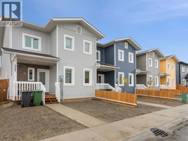 Whitehorse — Whitehorse - Photo 3 of 28