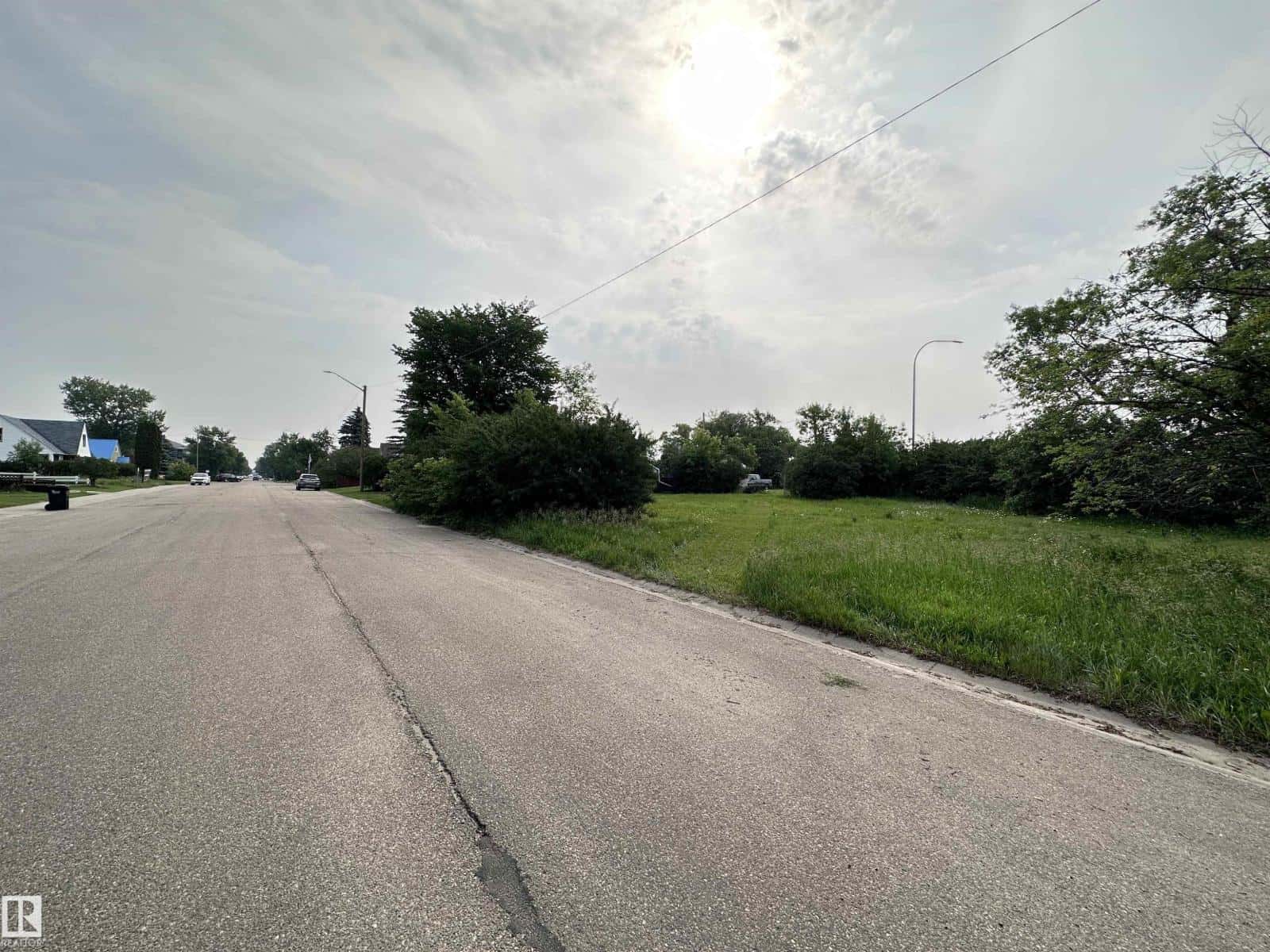 9819 105 ST — Westlock, Alberta - Photo 3 of 15