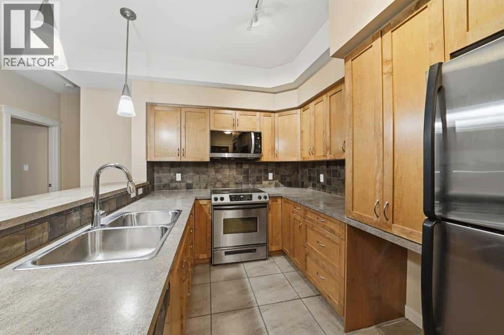 207, 100 Lakeway Boulevard — Sylvan Lake, Alberta - Photo 4 of 18