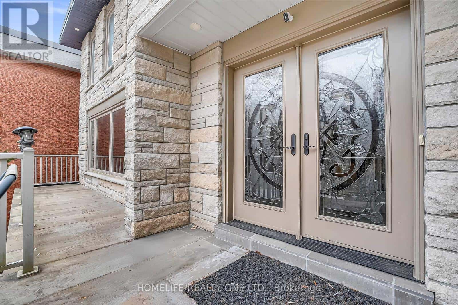 Toronto (Edenbridge-Humber Valley) — Toronto (Edenbridge-Humber Valley) - Photo 2 of 49