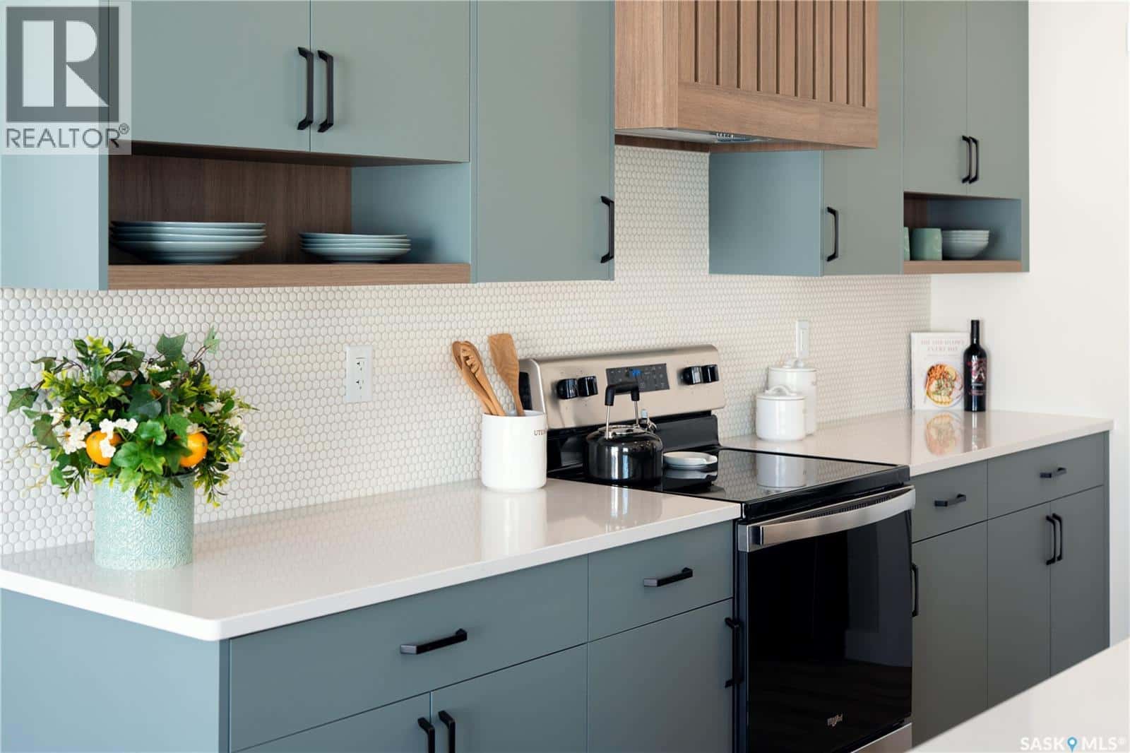 121 Yuel CRESCENT — Saskatoon, Saskatchewan - Photo 5 of 49