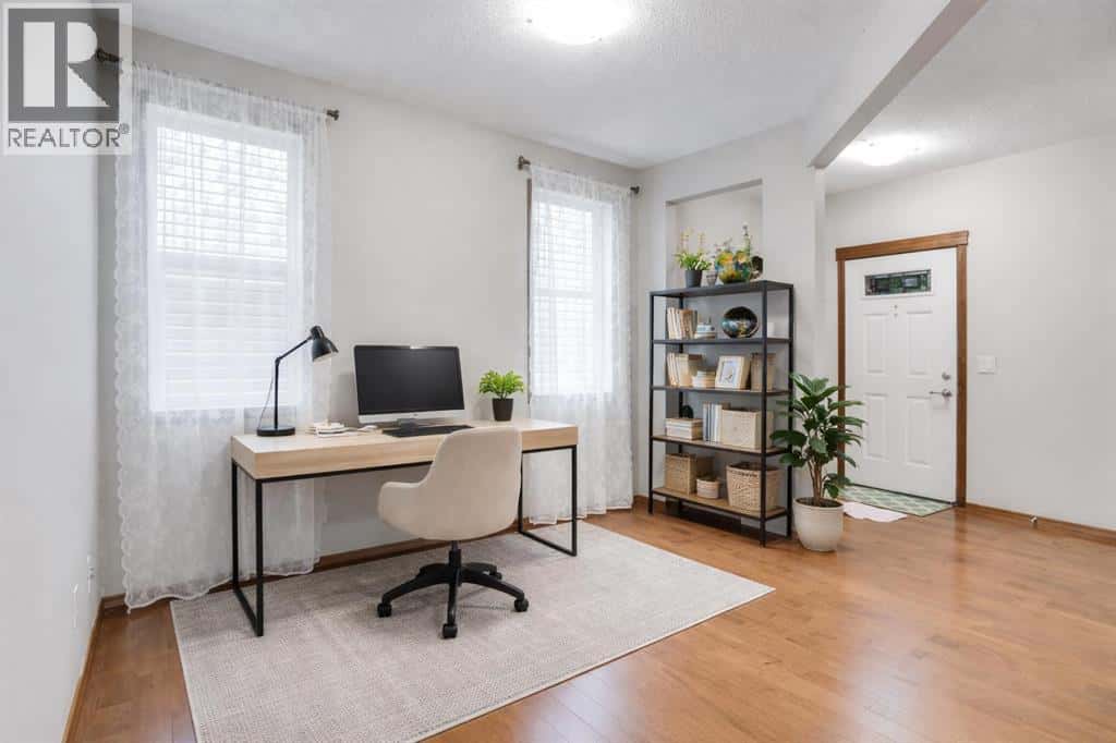 117 Walden Square SE — Calgary - Photo 2 of 33