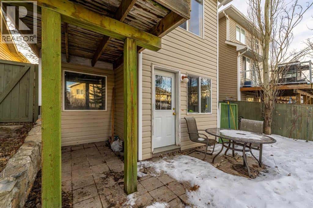 Calgary — Calgary - Photo 4 of 33