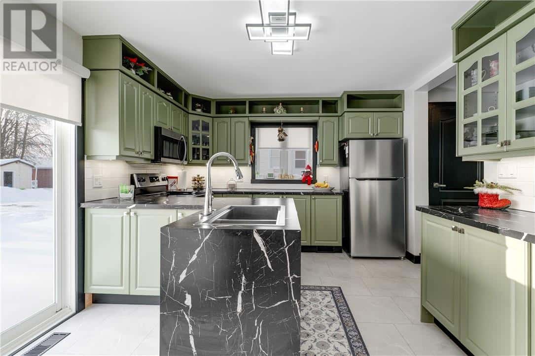 West Nipissing — West Nipissing - Photo 5 of 25