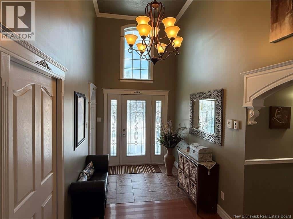 112 Bourgoin — Grand Falls, New Brunswick - Photo 4 of 100