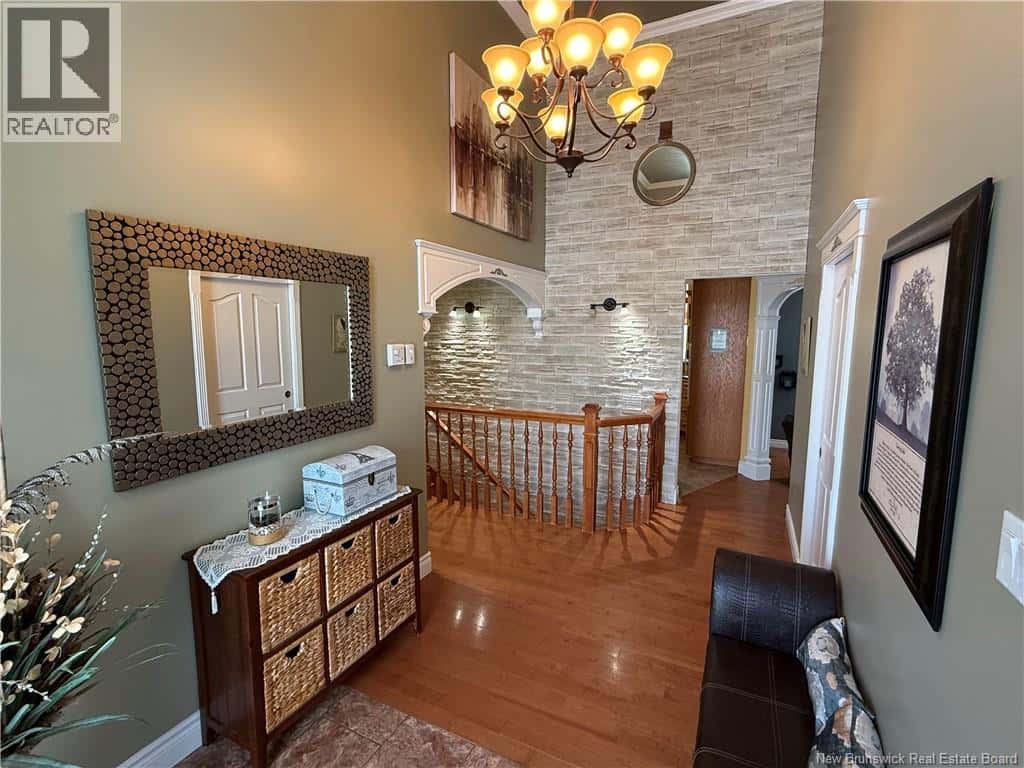 112 Bourgoin — Grand Falls, New Brunswick - Photo 5 of 100