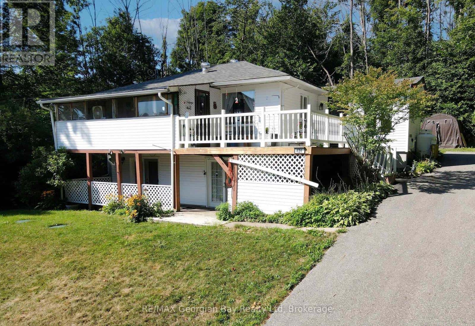 426 DAVID AVENUE — Tay (Port McNicoll), Ontario - Photo 2 of 43