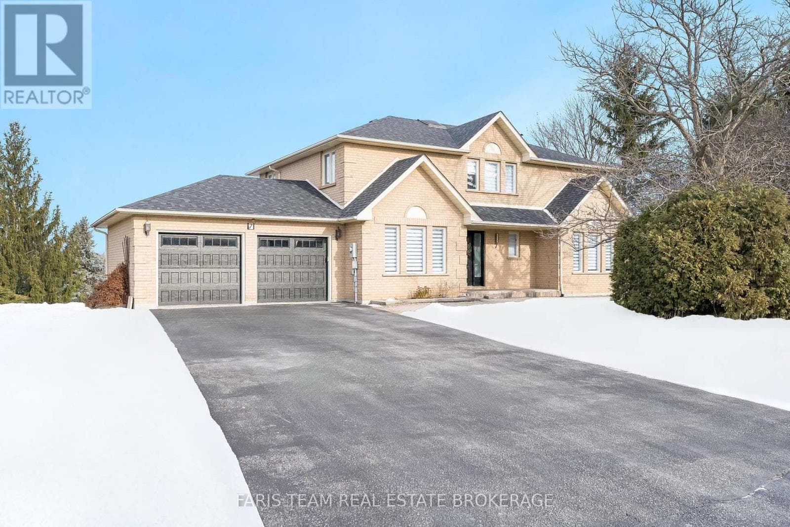 7 GOLFVIEW BOULEVARD — Bradford West Gwillimbury (Bradford), Ontario - Main photo