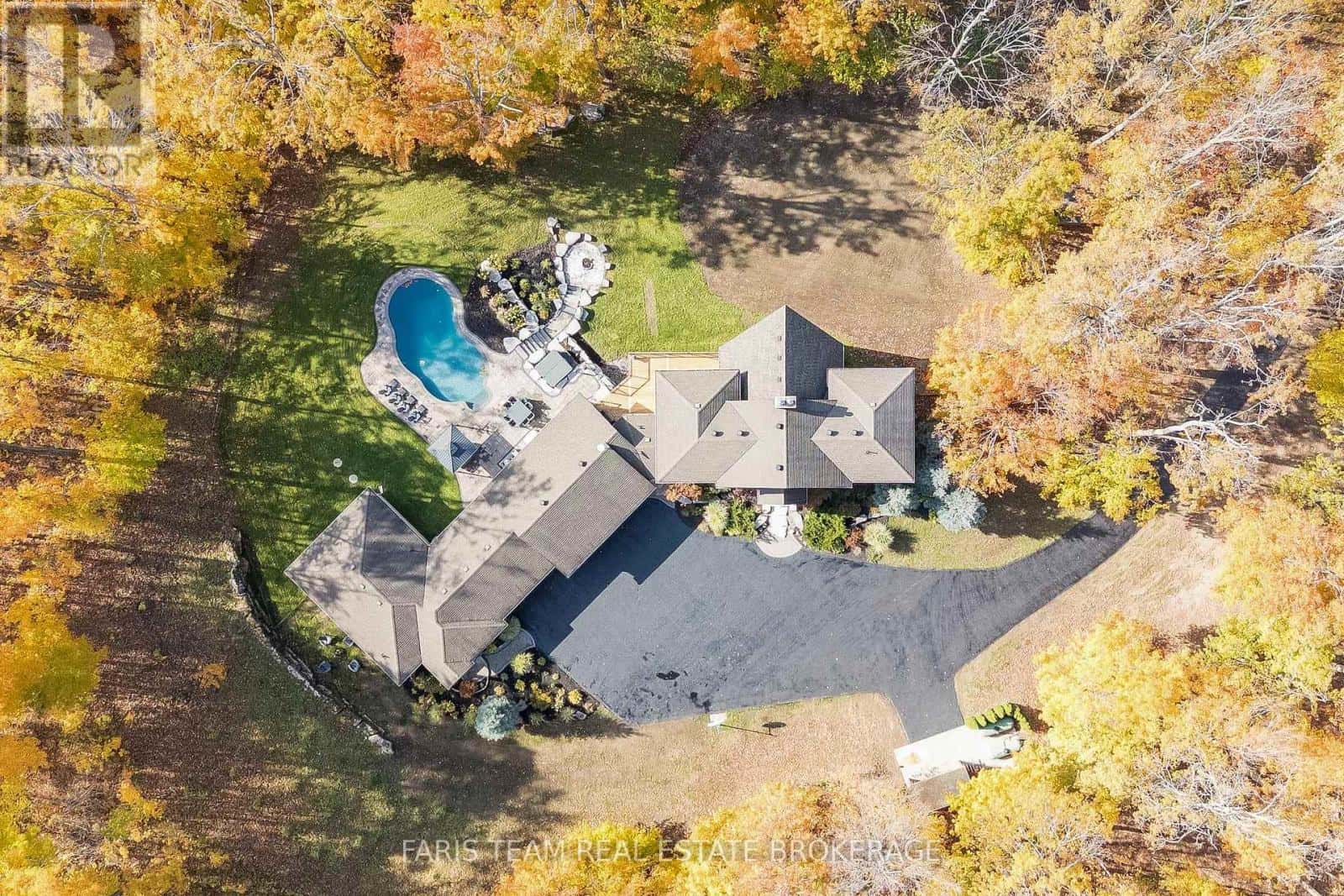 911 BASS LAKE SIDE ROAD W — Oro-Medonte (Horseshoe Valley), Ontario - Photo 2 of 50