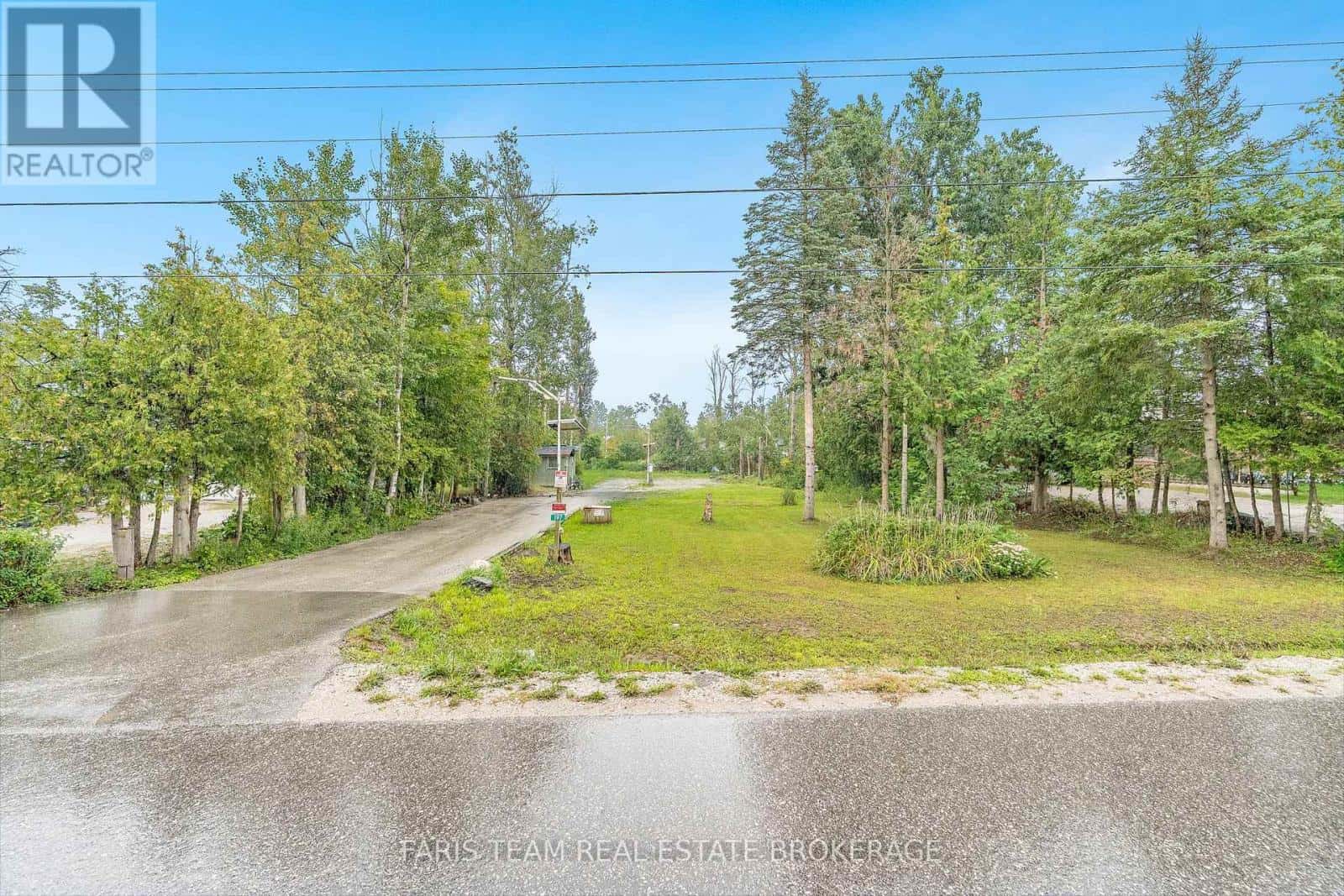 197 KENNEDY AVENUE — Oro-Medonte (Hawkestone), Ontario - Photo 4 of 13