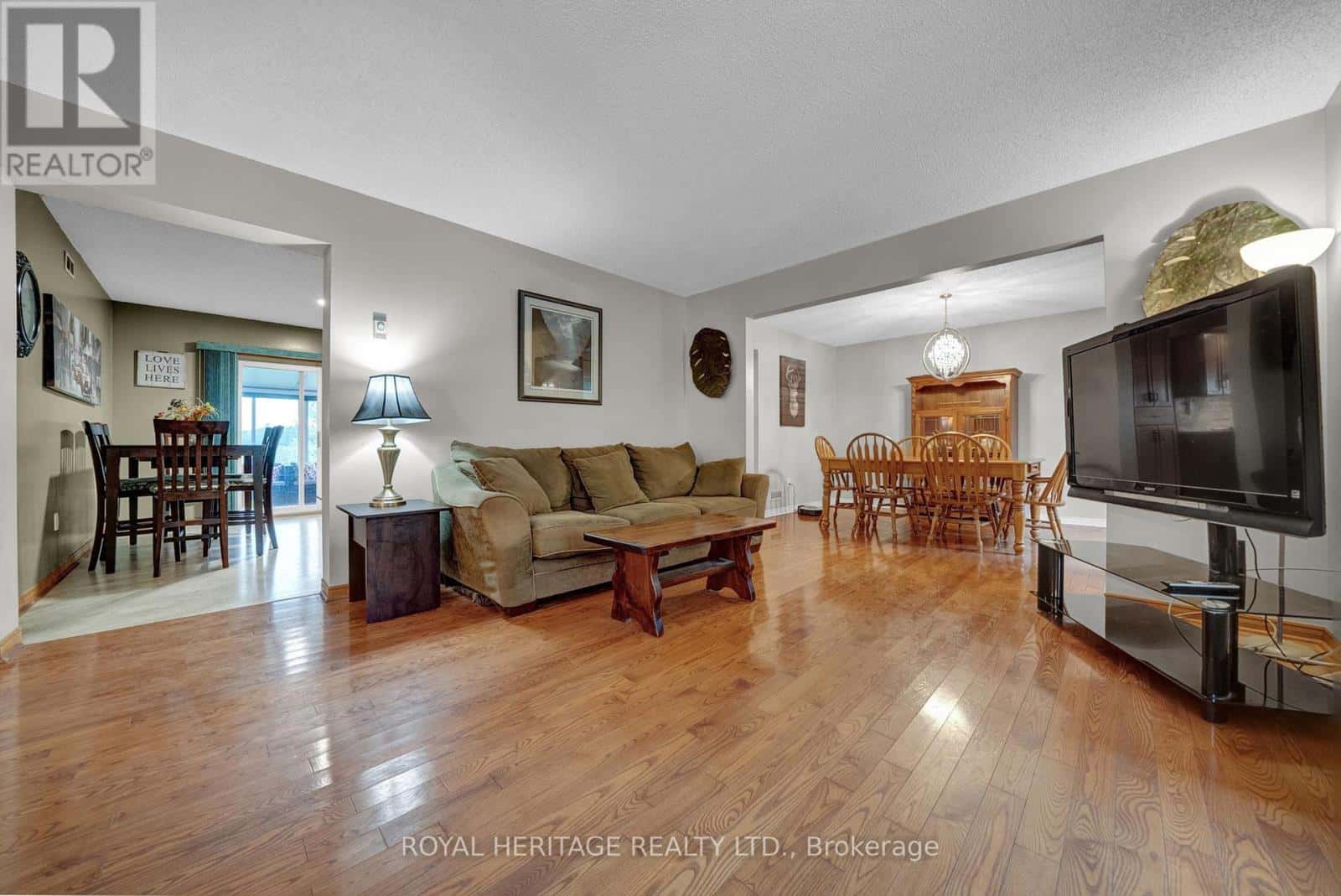 9672 WALKER ROAD — Port Hope, Ontario - Photo 5 of 34