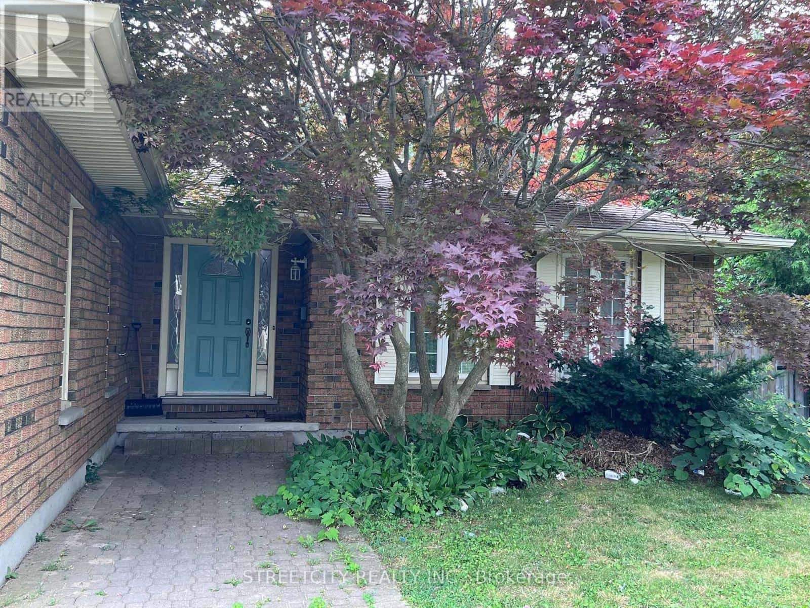 37 JENNIFER ROAD — London North (North B), Ontario - Photo 2 of 27