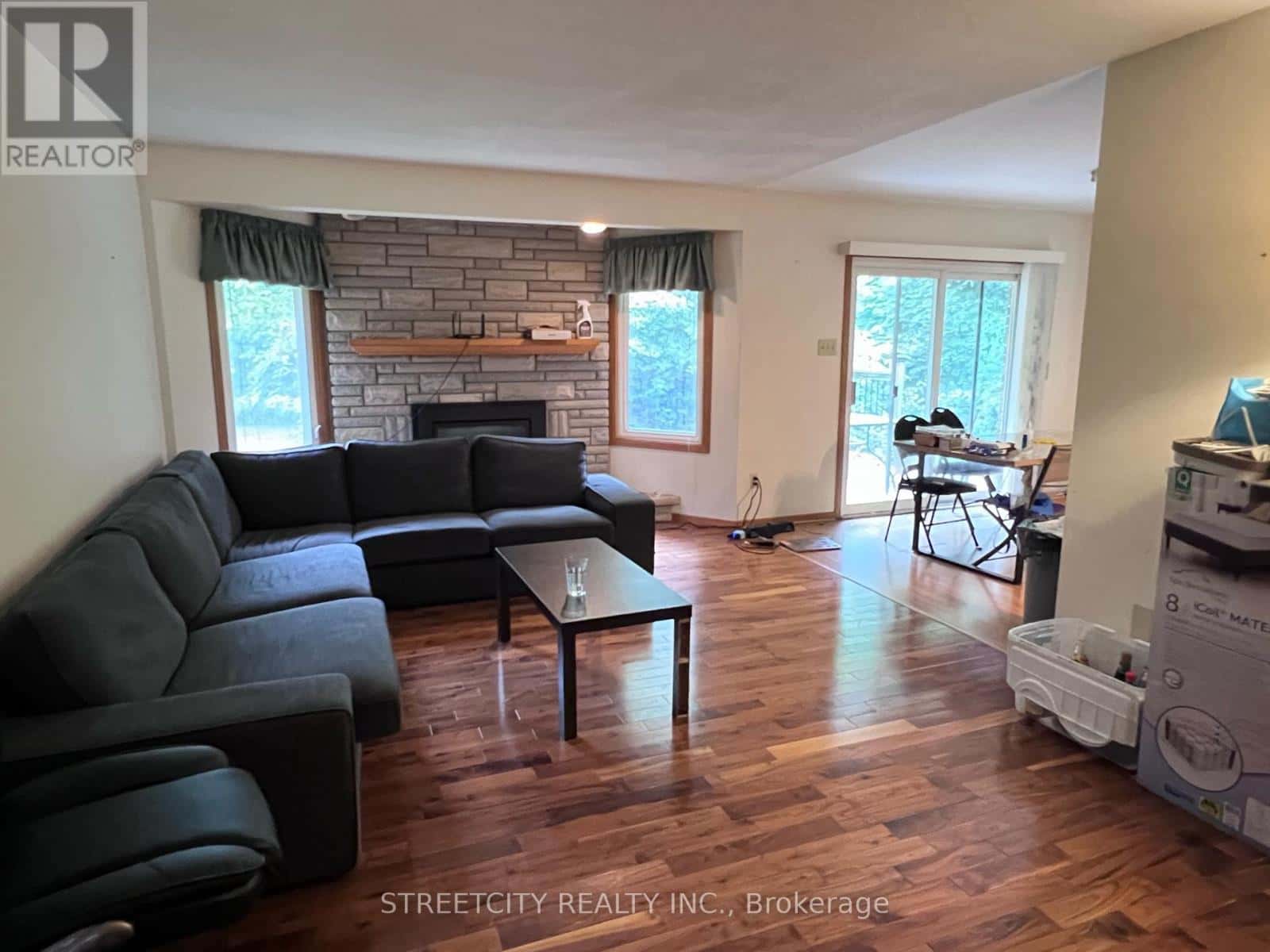 37 JENNIFER ROAD — London North (North B), Ontario - Photo 5 of 27