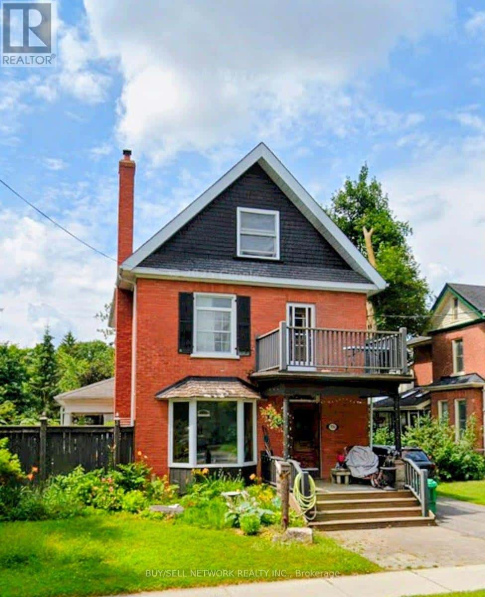 773 AYLMER STREET N — Peterborough (Northcrest Ward 5), Ontario - Photo 2 of 50