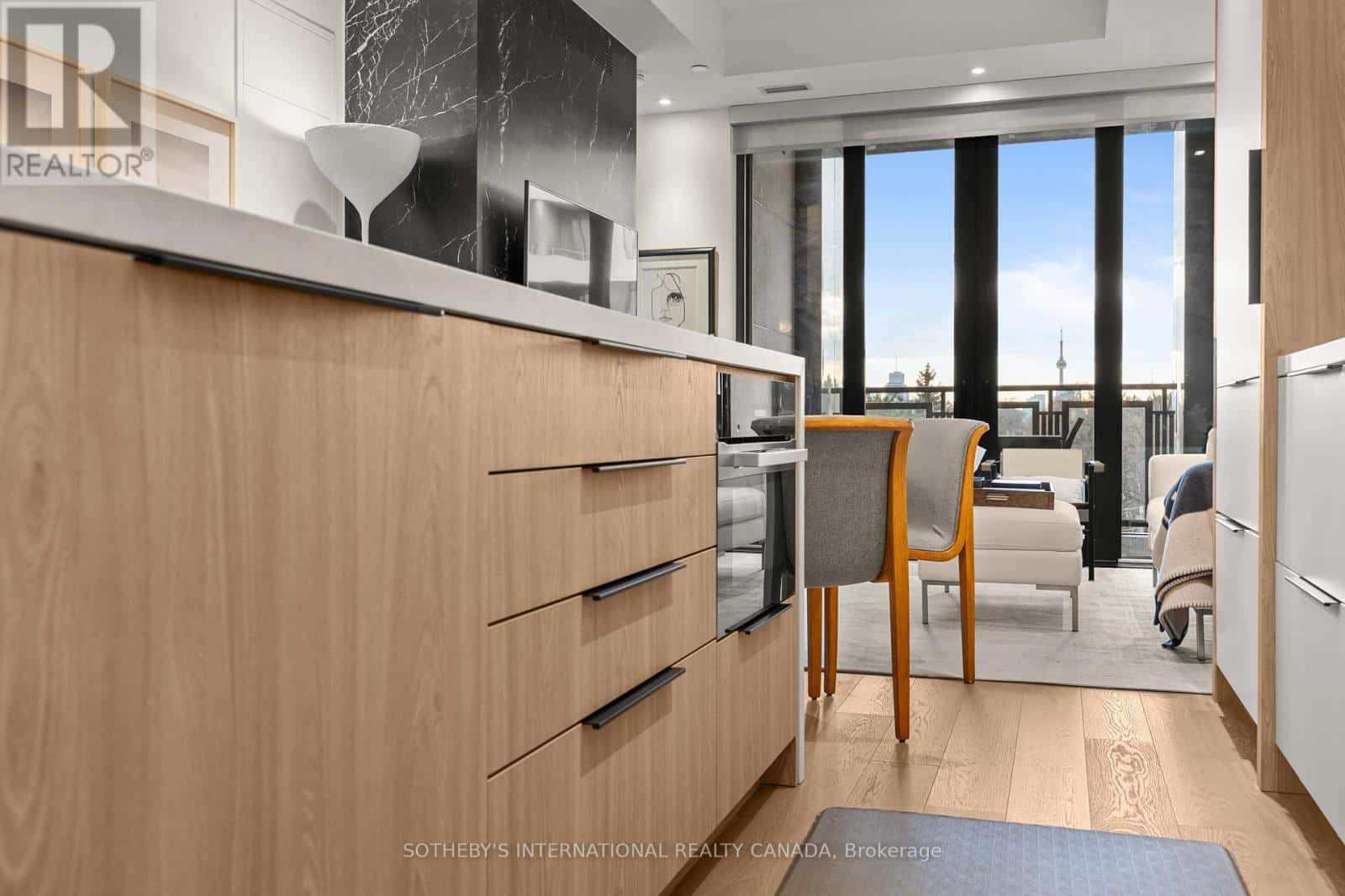 510 - 2 FOREST HILL ROAD — Toronto (Casa Loma) - Photo 5 of 31