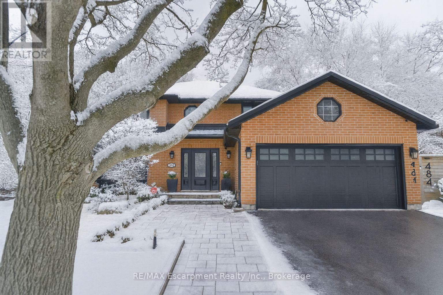 484 ASPEN FOREST DRIVE — Oakville (FD Ford), Ontario - Main photo