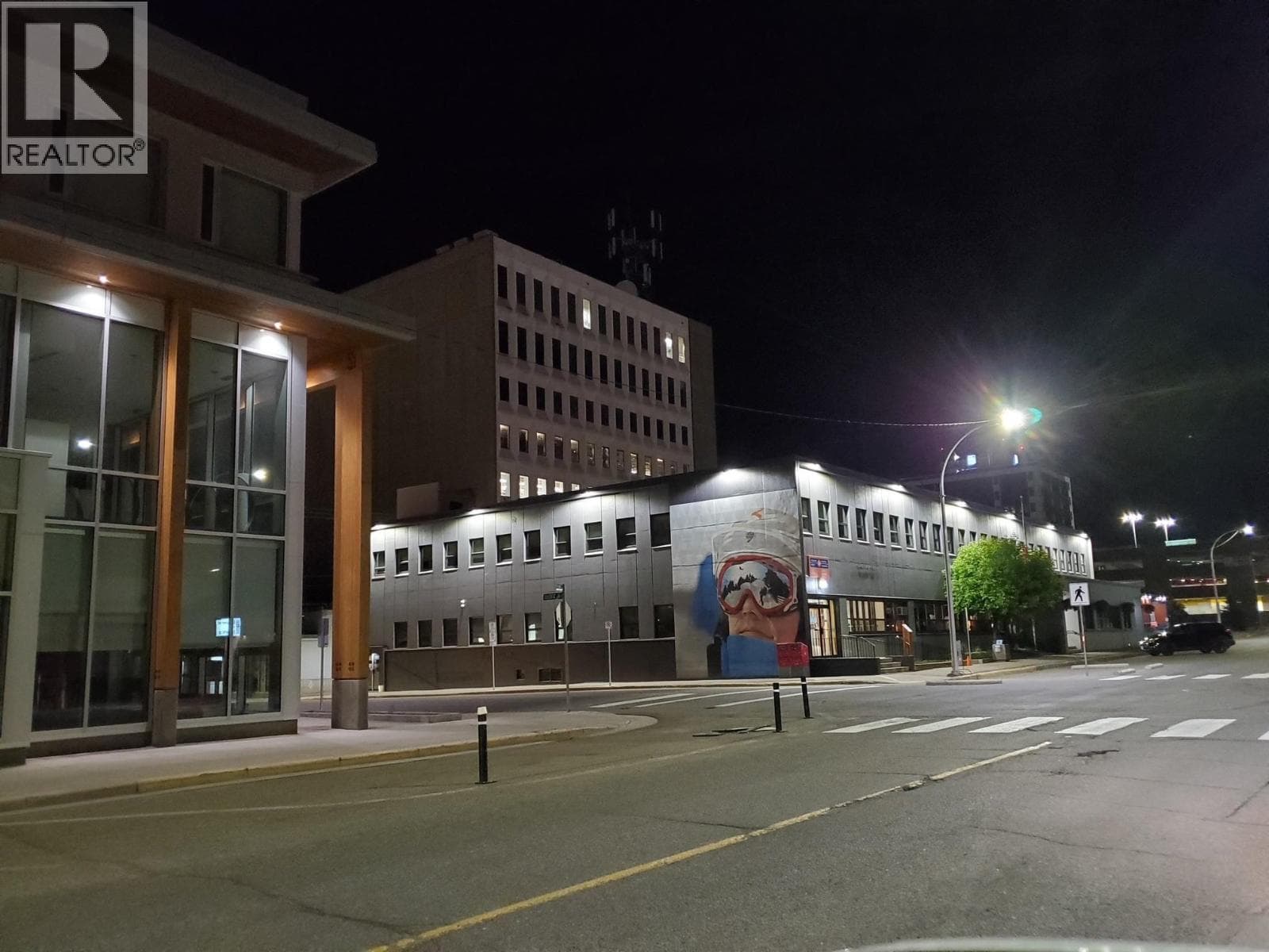 Prince George — Prince George - Main photo