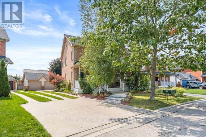 119 PARKVIEW LANE — Guelph/Eramosa (Rockwood), Ontario - Photo 2 of 50