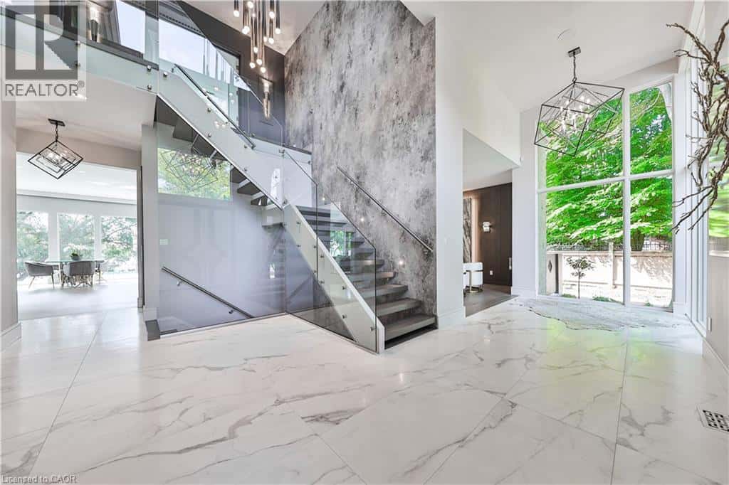 2250 CHANCERY Lane W — Oakville, Ontario - Photo 5 of 47