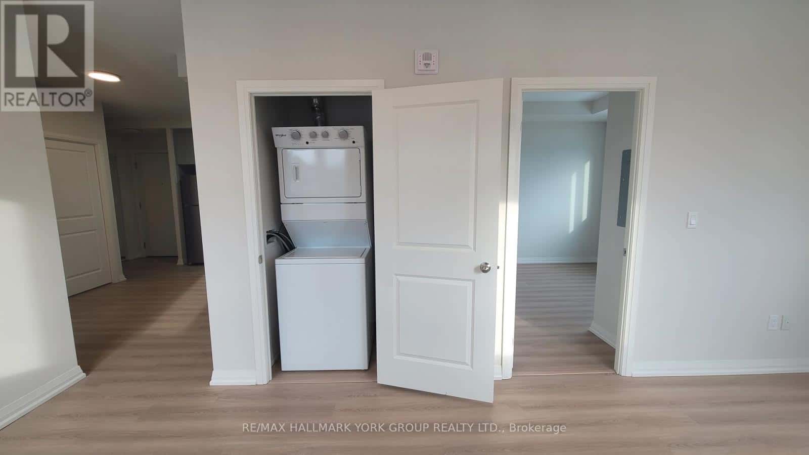 Richmond Hill (Oak Ridges) — Richmond Hill (Oak Ridges) - Photo 5 of 10