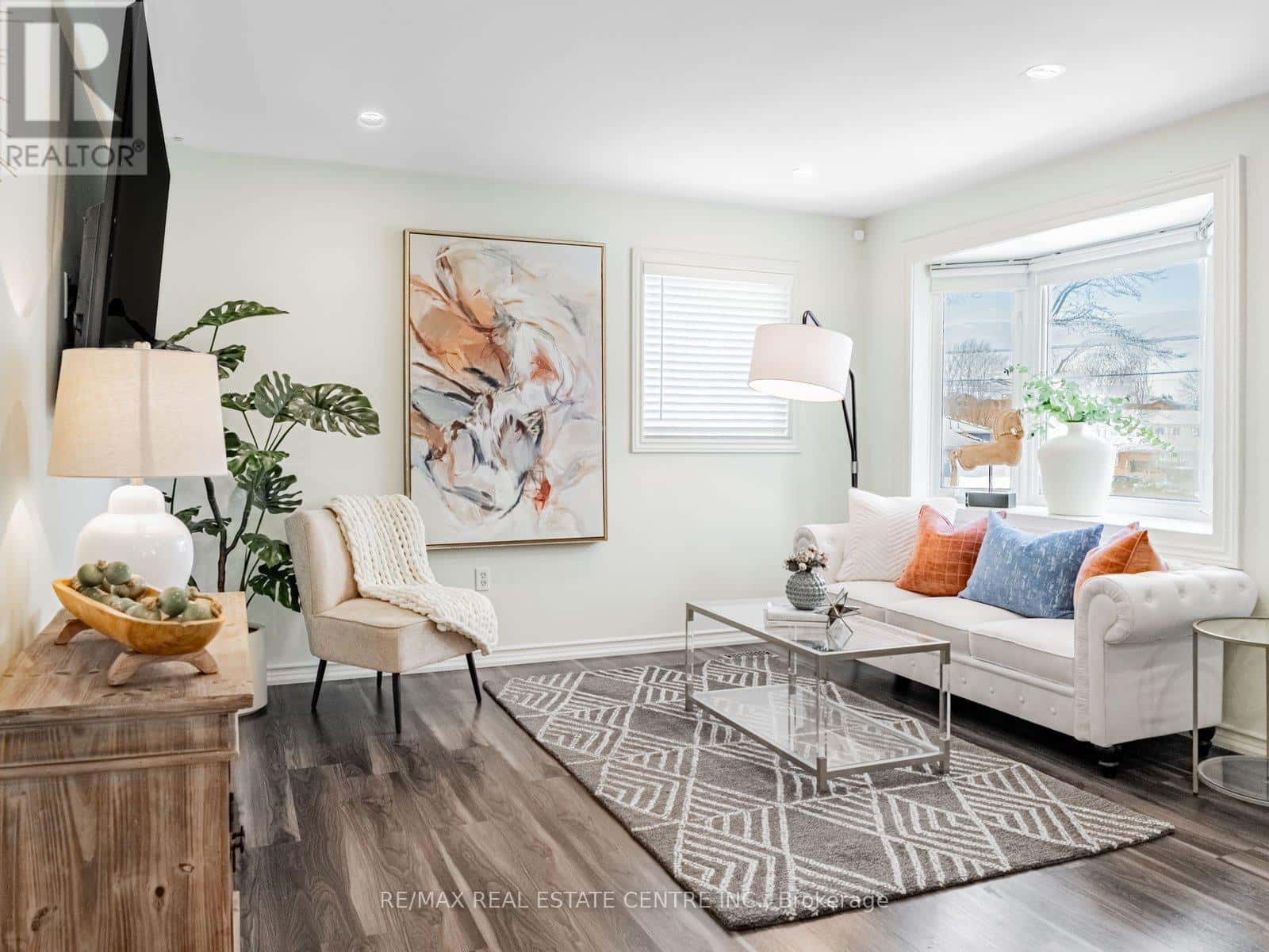 312 WILLIAM STREET — Shelburne, Ontario - Photo 5 of 34