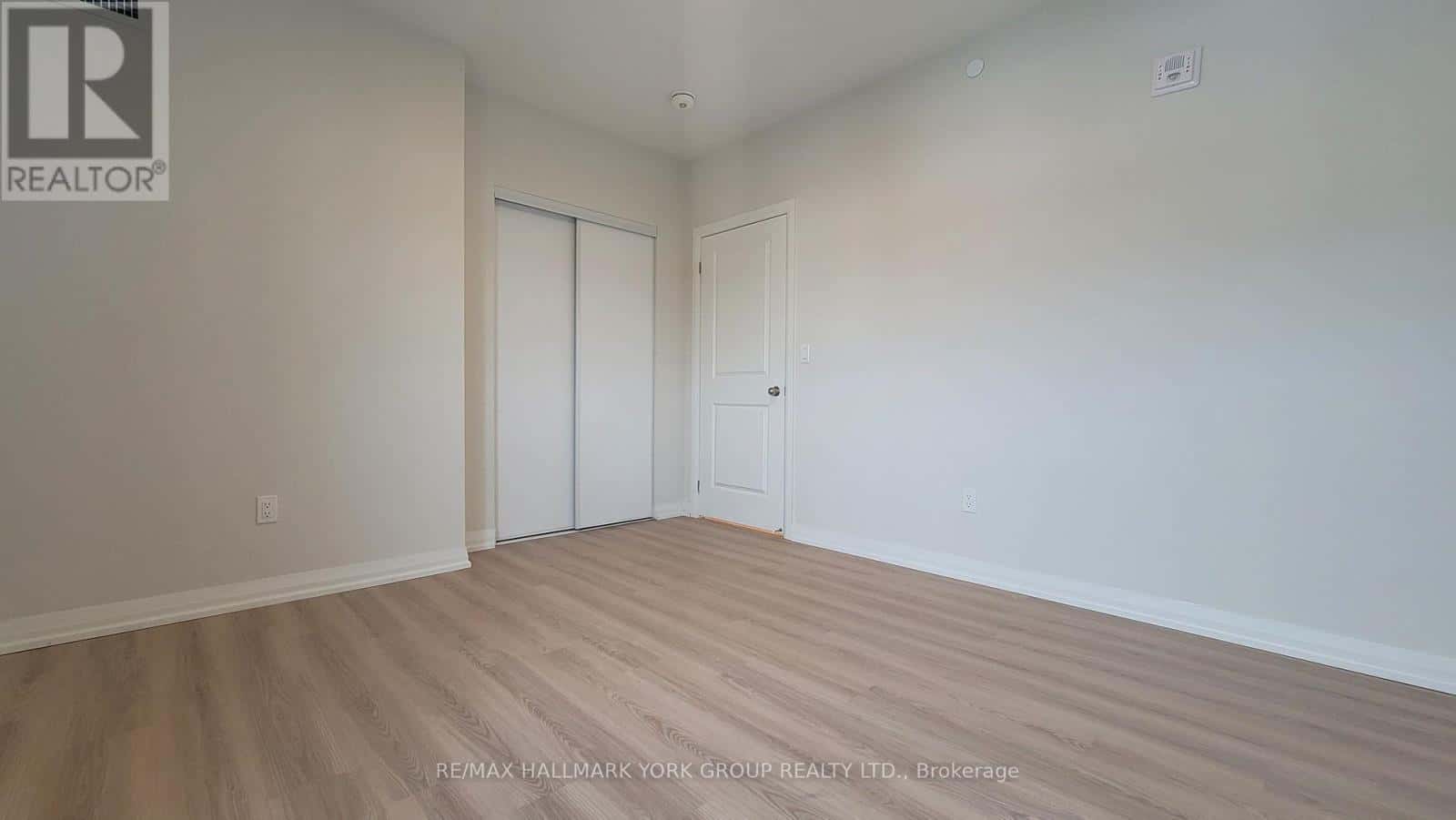 Richmond Hill (Oak Ridges) — Richmond Hill (Oak Ridges) - Photo 4 of 12