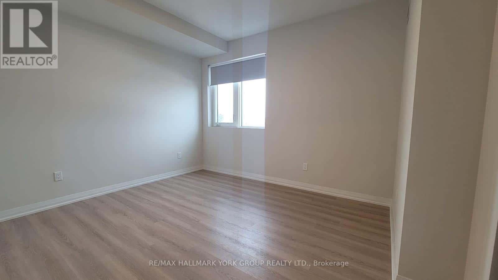 Richmond Hill (Oak Ridges) — Richmond Hill (Oak Ridges) - Photo 3 of 12