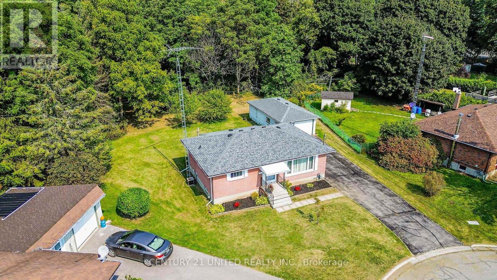 224 NICKERSON DRIVE — Cobourg, Ontario - Photo 4 of 42