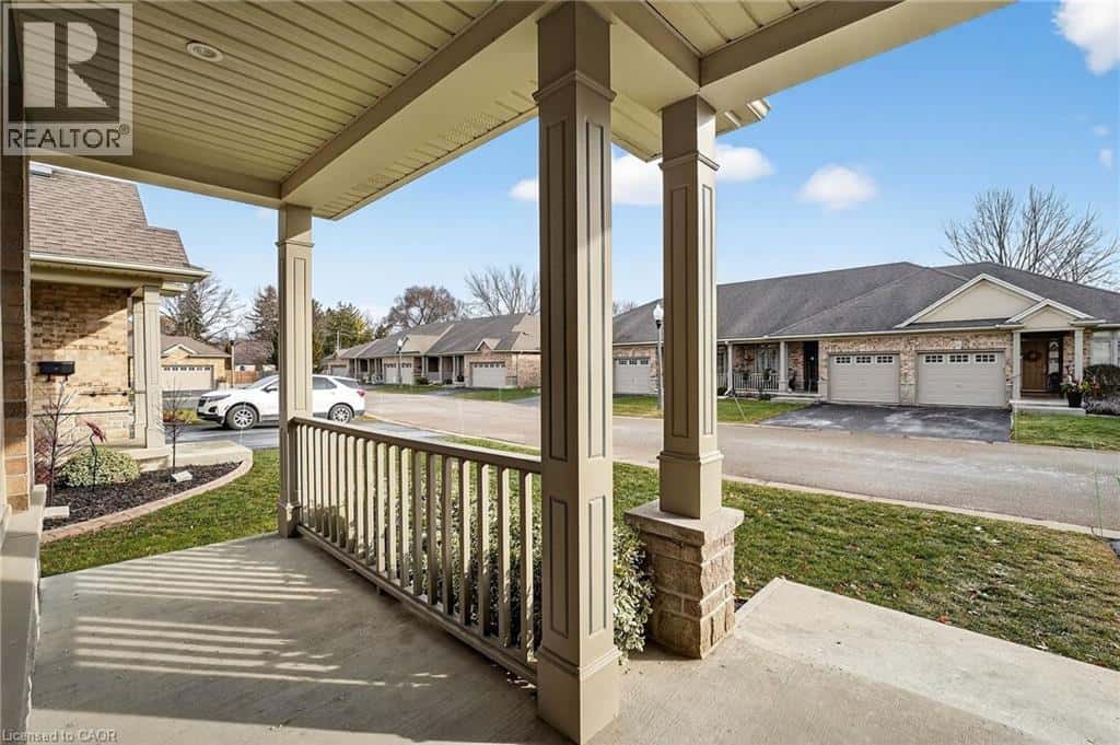 1041 PINE Street Unit# 16 — Dunnville, Ontario - Photo 4 of 74