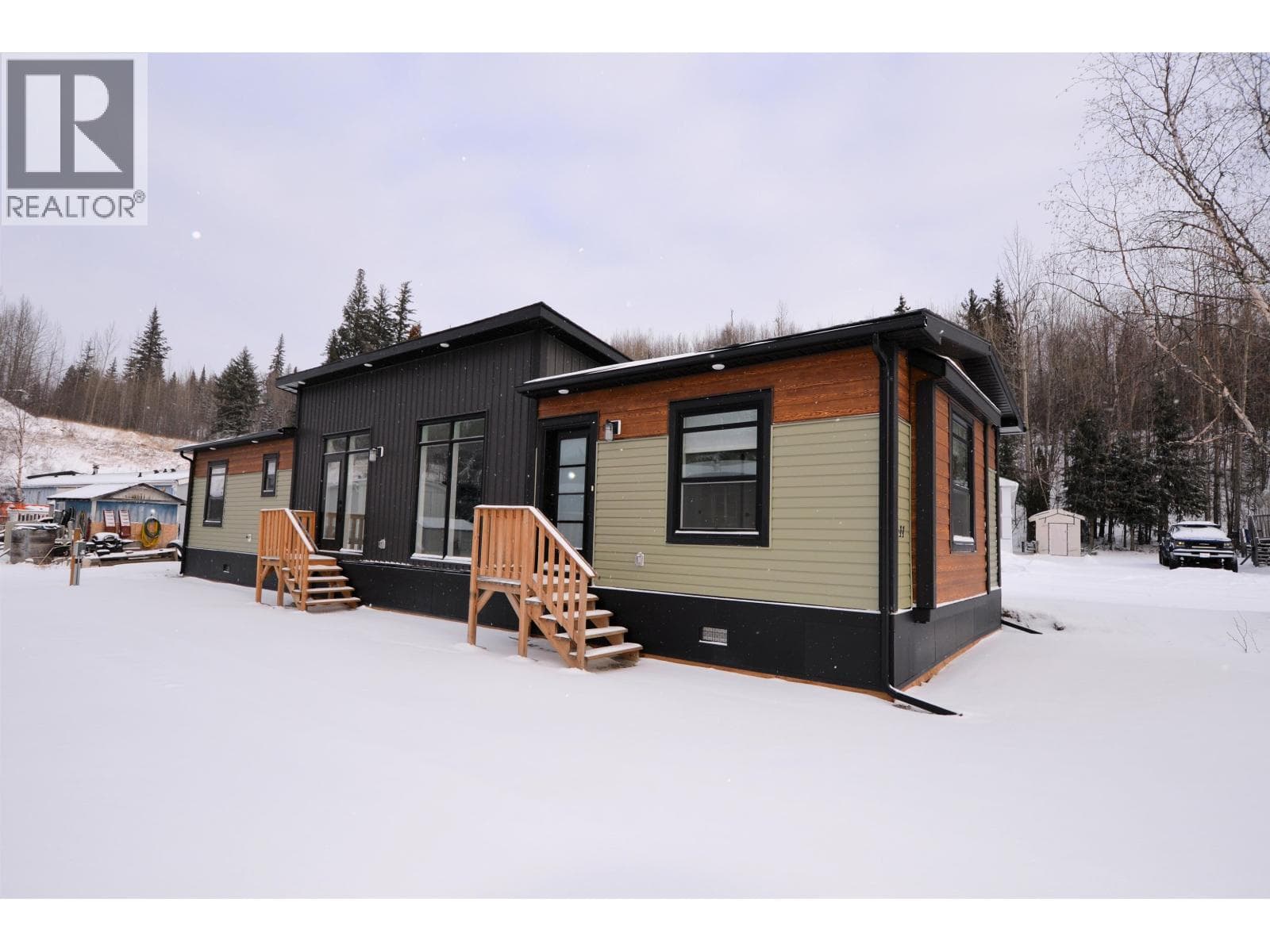 11 5164 HART HIGHWAY — Prince George, British Columbia - Main photo