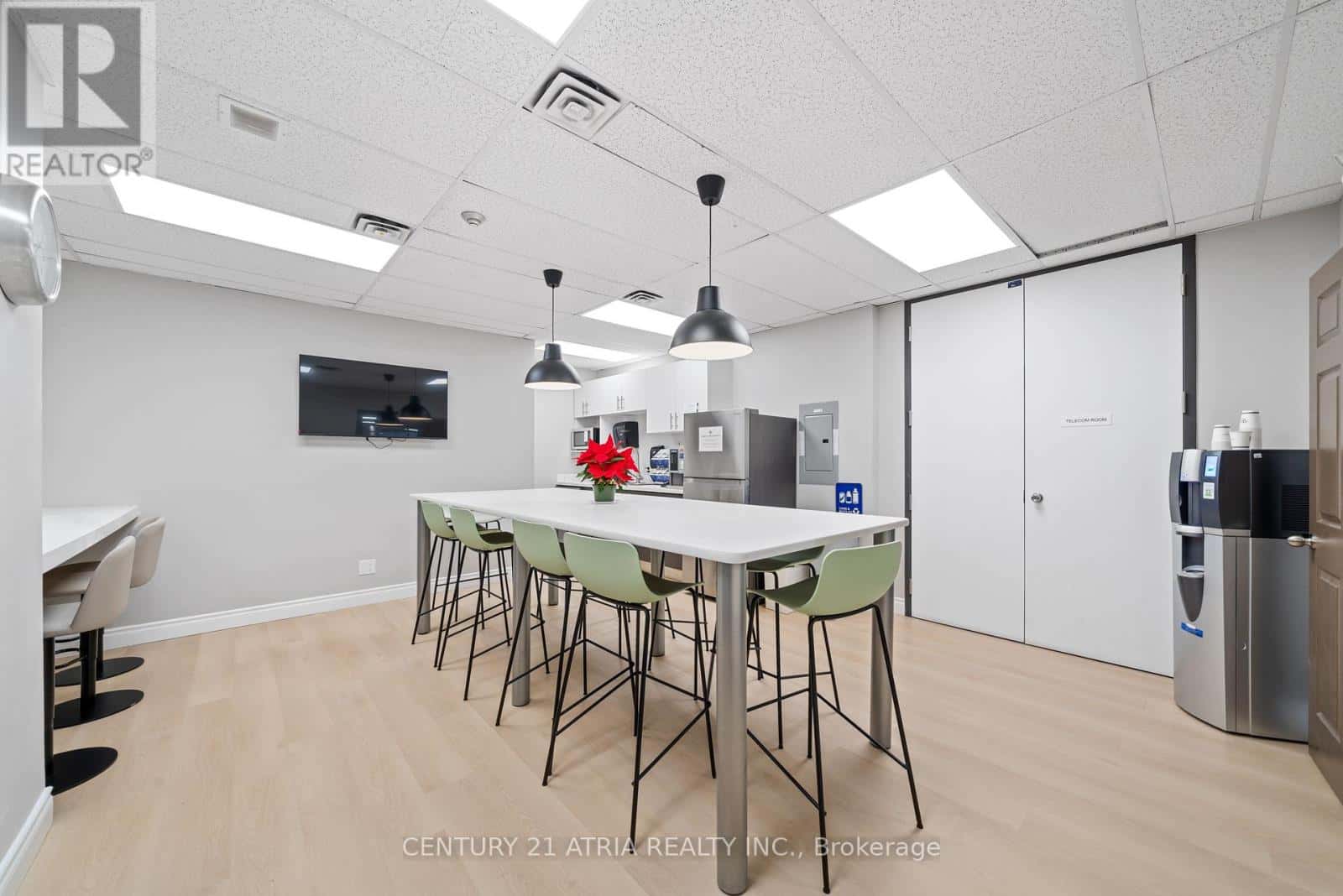 Toronto (Hillcrest Village) — Toronto (Hillcrest Village) - Photo 5 of 29