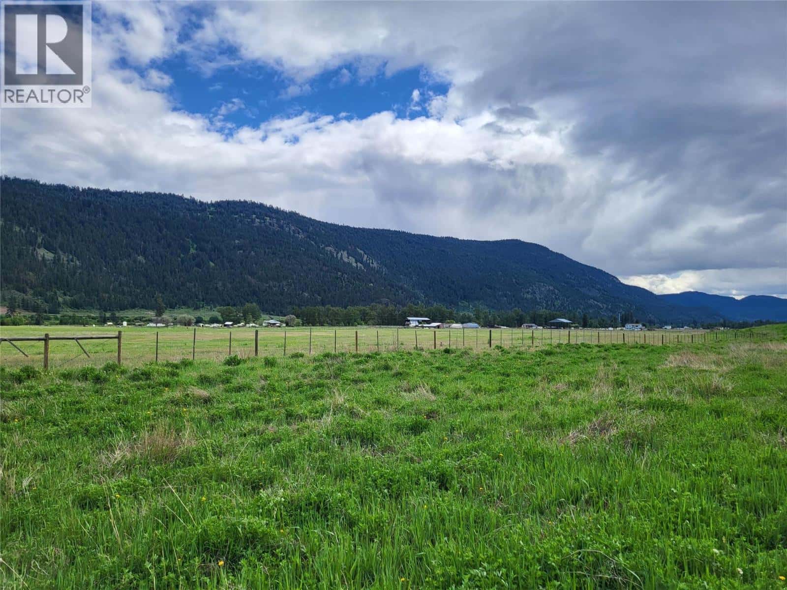 Kamloops — Kamloops - Photo 5 of 9