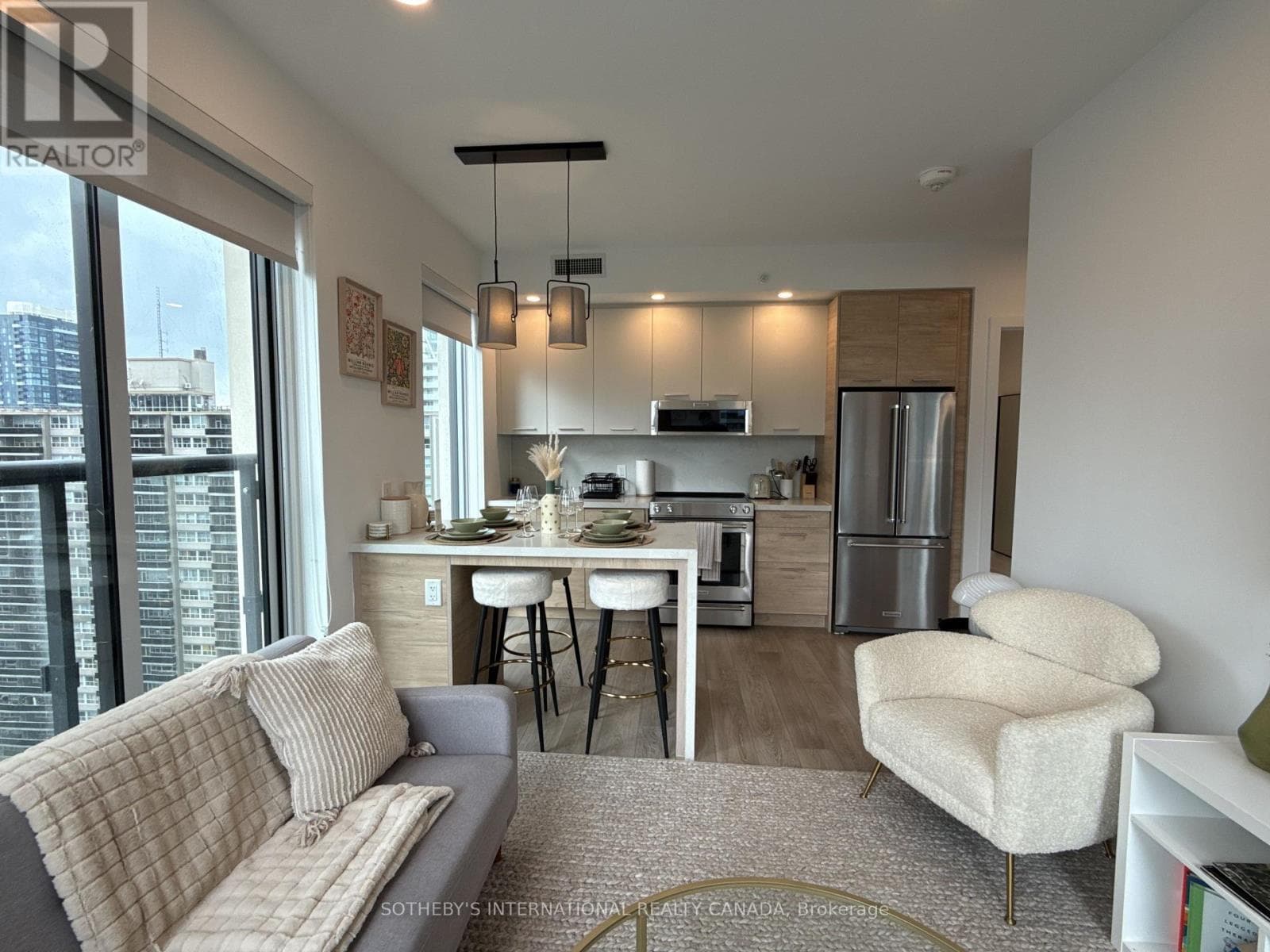 Toronto (Mount Pleasant West) — Toronto (Mount Pleasant West) - Main photo