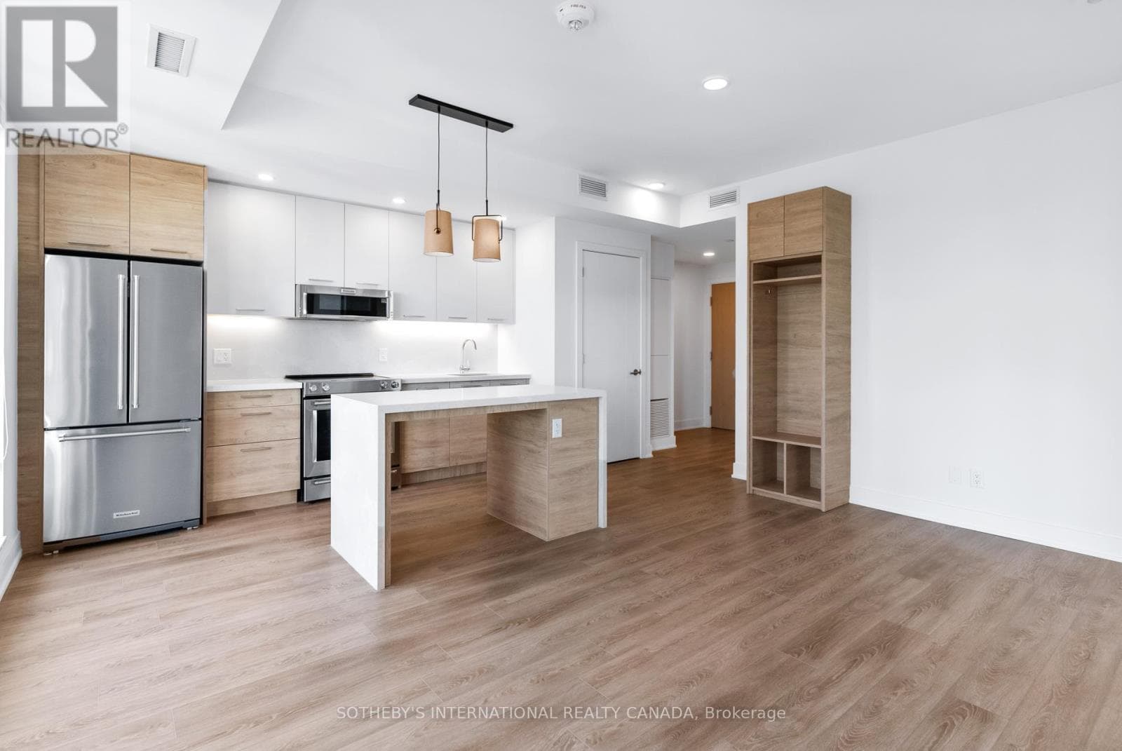 Toronto (Mount Pleasant East) — Toronto (Mount Pleasant East) - Main photo