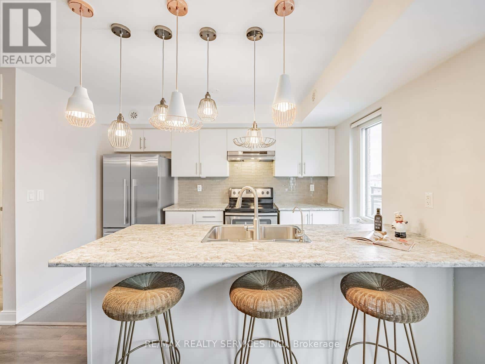 60 - 100 DUFAY ROAD — Brampton (Northwest Brampton), Ontario - Photo 3 of 21