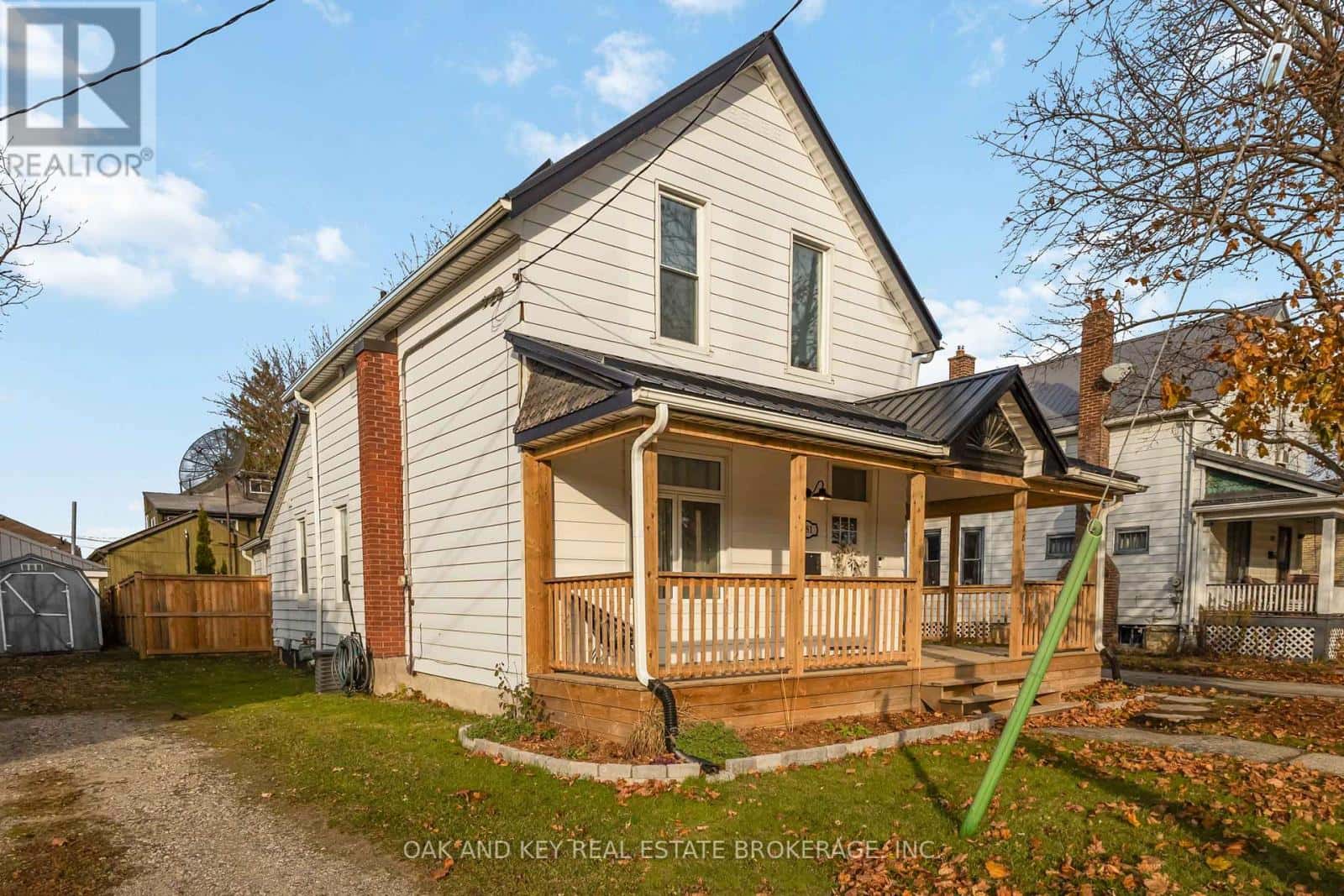 181 WELLINGTON STREET — St. Thomas, Ontario - Photo 5 of 46