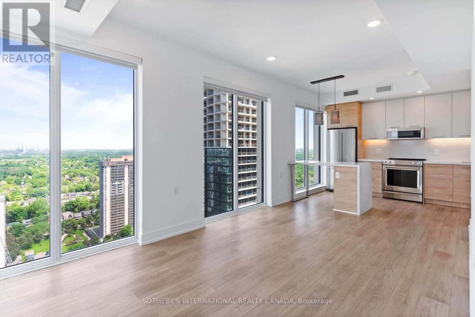 1802 - 200 REDPATH AVENUE — Toronto (Mount Pleasant West) - Main photo