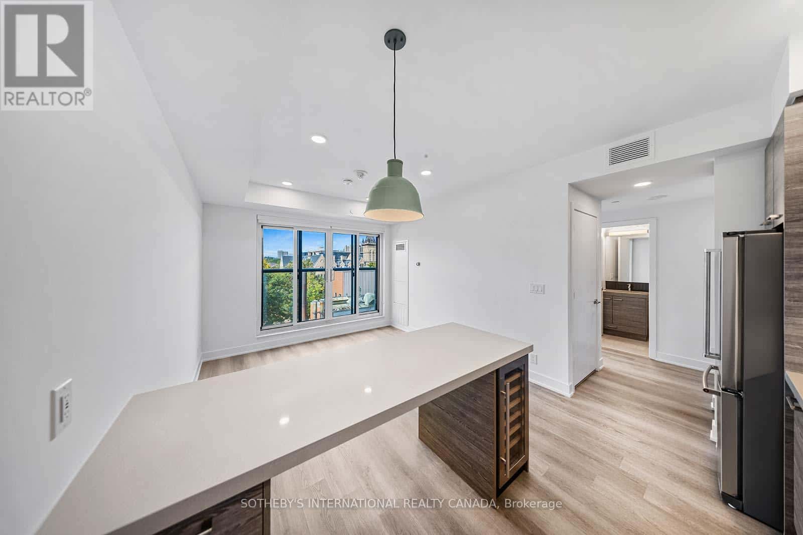 Toronto (University) — Toronto (University) - Photo 5 of 29