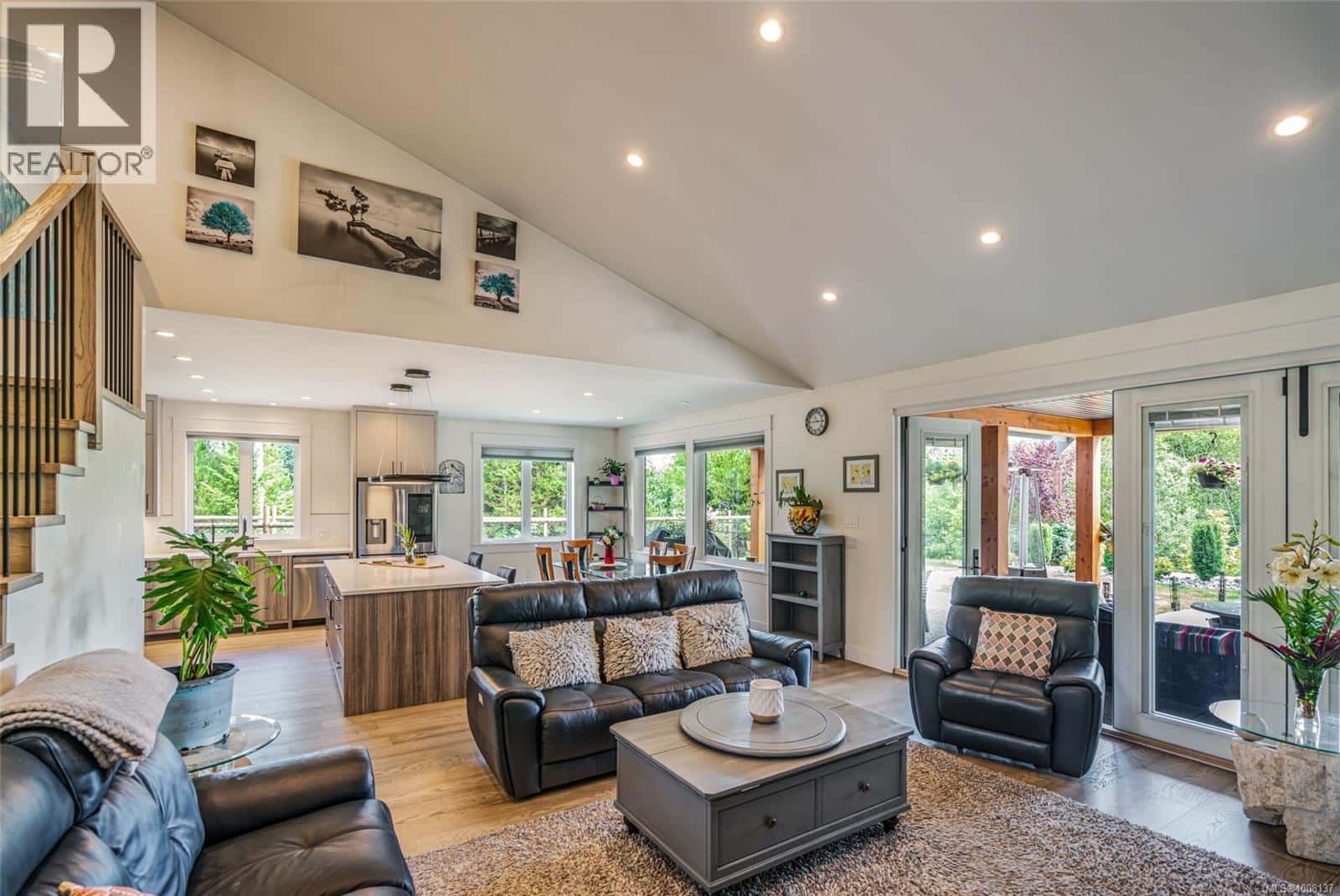 1248 Station Rd — Coombs, British Columbia - Photo 3 of 54