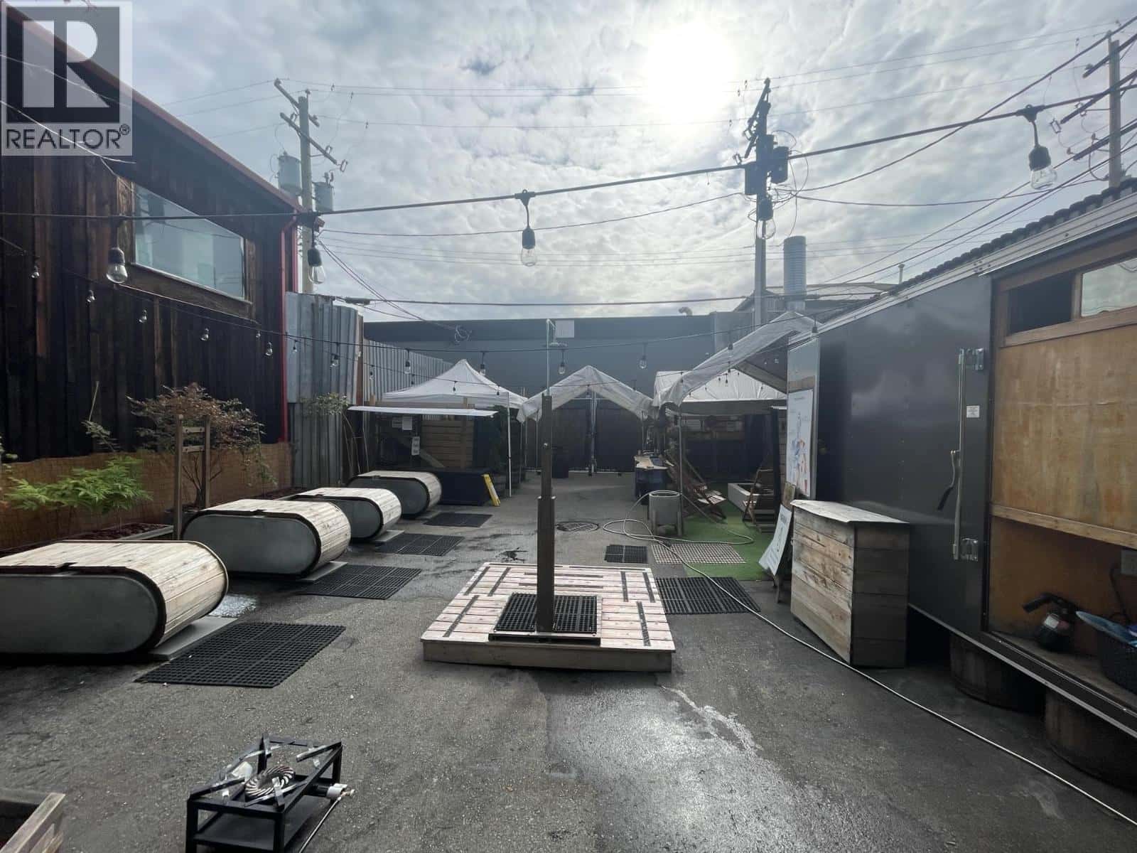 1481 DOMINION STREET — North Vancouver - Photo 5 of 7