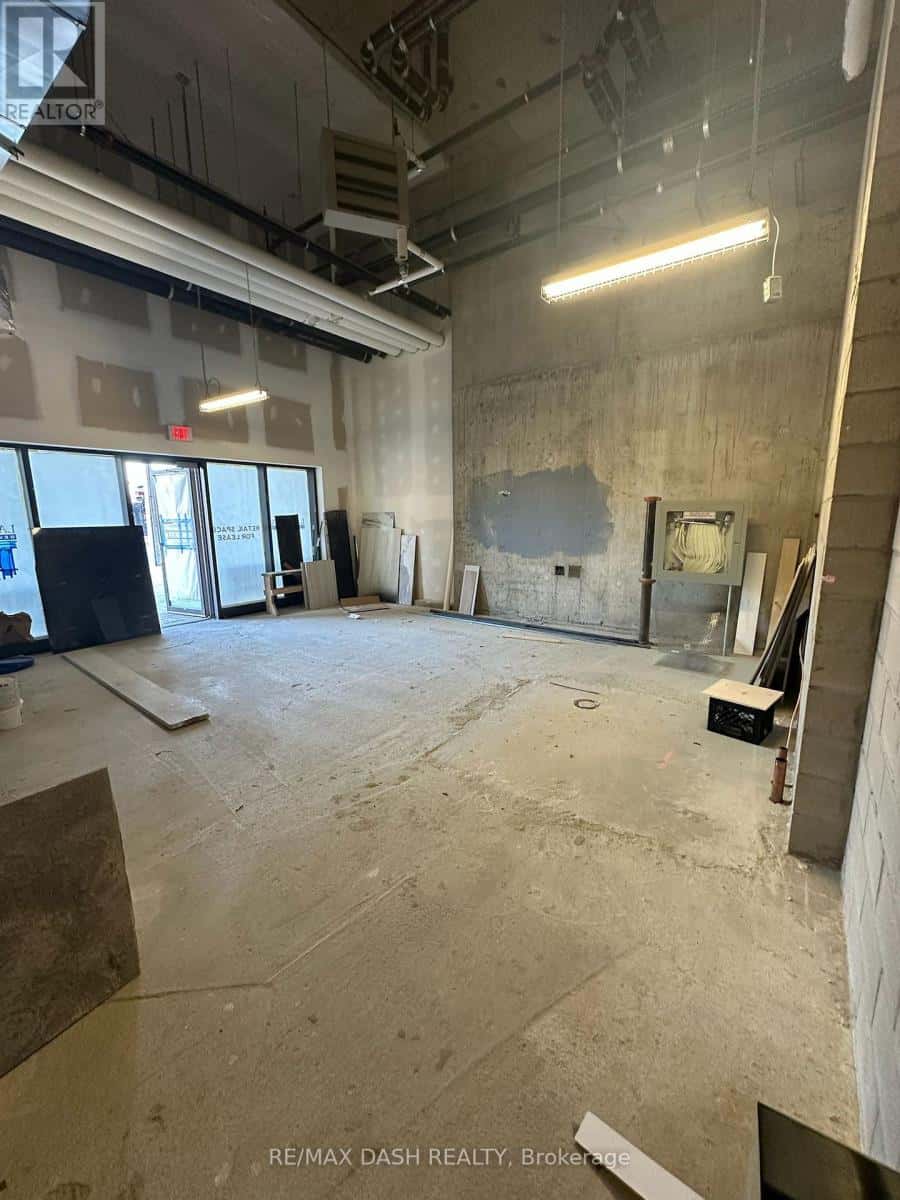 Toronto (Yorkdale-Glen Park), Ontario — Toronto (Yorkdale-Glen Park), Ontario - Photo 2 of 3