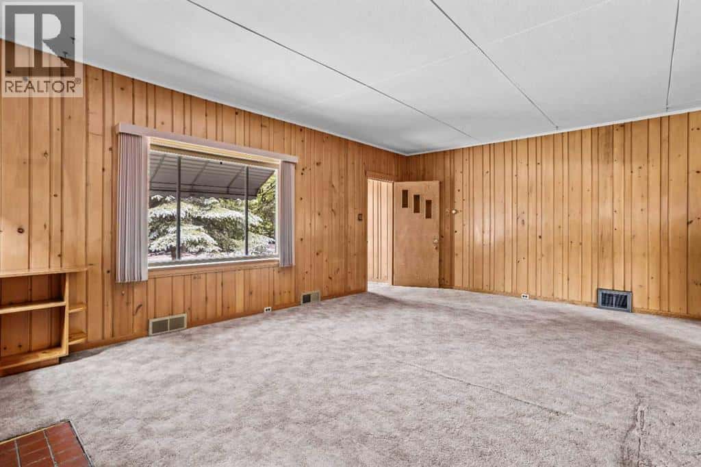 404 Otter Street — Banff, Alberta - Photo 3 of 40