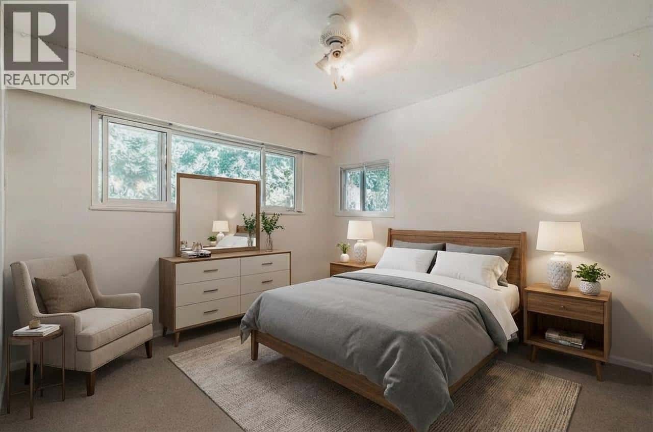 730 CUMBERLAND STREET — New Westminster, British Columbia - Photo 5 of 15