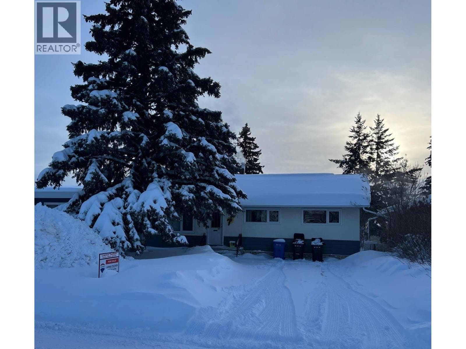 10711 103 AVENUE — Fort St. John, British Columbia - Main photo