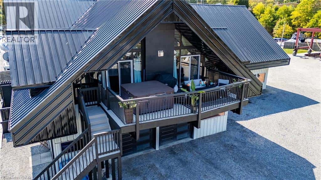 15 JAYLIN Crescent — Port Dover, Ontario - Photo 3 of 50