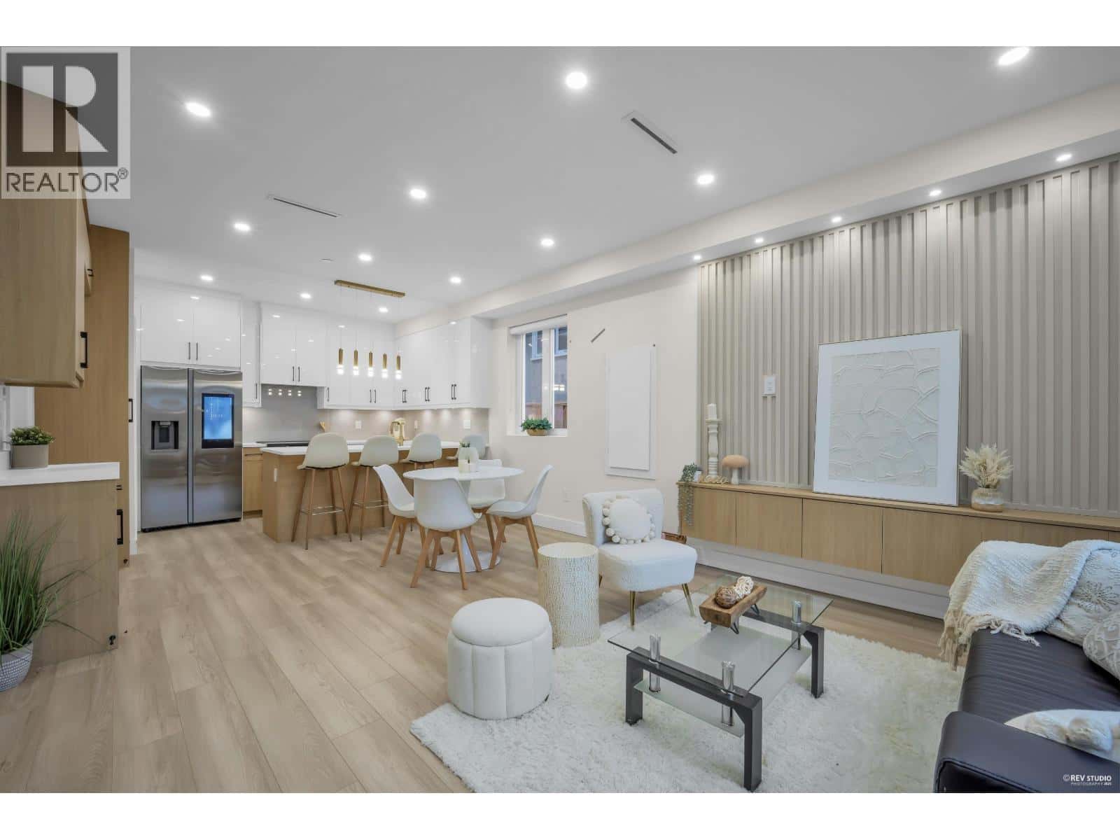 2 1577 E 58TH AVENUE — Vancouver - Photo 4 of 22